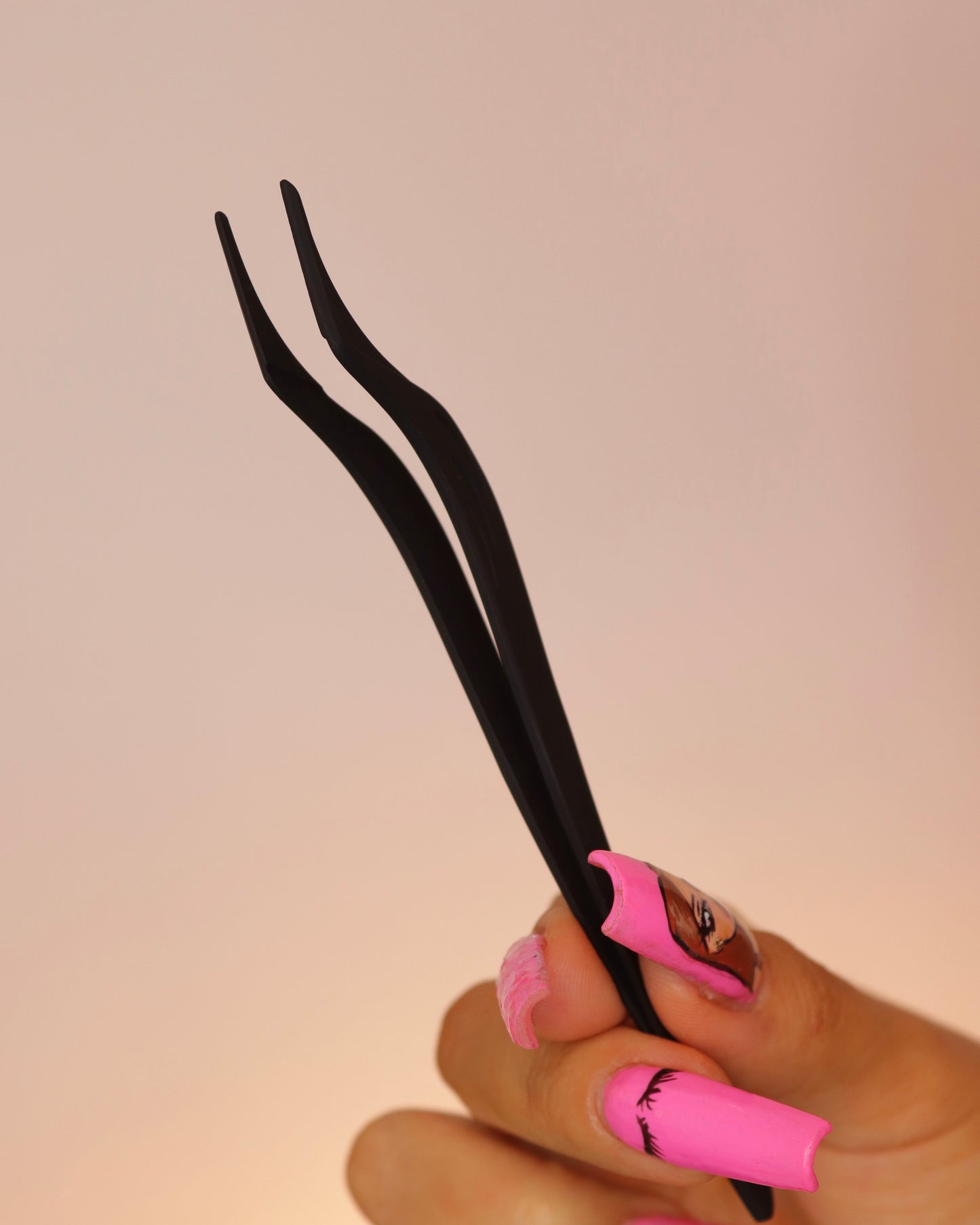 Applicatore per ciglia finte